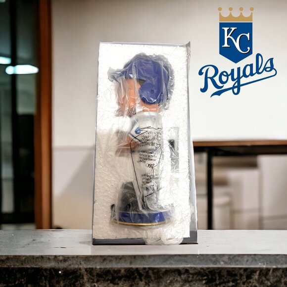 FOCO Kansas City Royals Bobblehead Whit Merrifield (#61 of 144) - Picture 3 of 8